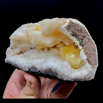 Fluorescent Powellite with Stilbite Inside Heuladnite Geode # Q8