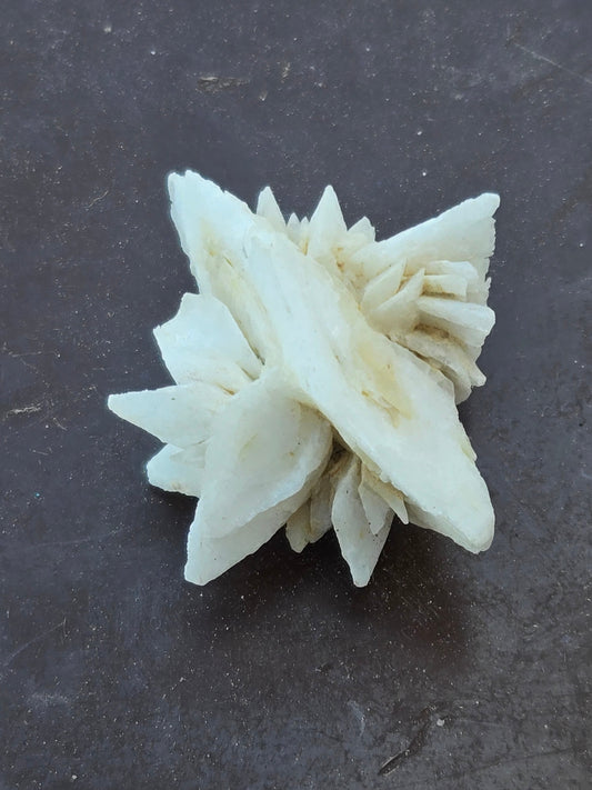 Glauberite crystals