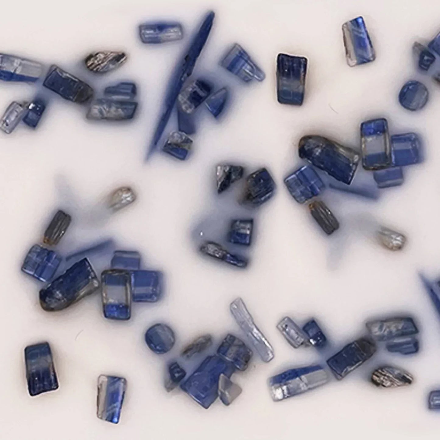 Throat Chakra Crystal-Enhanced Premium Coconut-Soy Wax Melts