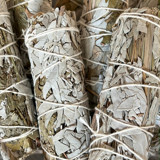 White Sage, Lemongrass & Citronella Smudging Bundles - 4" Sustainably Harvested