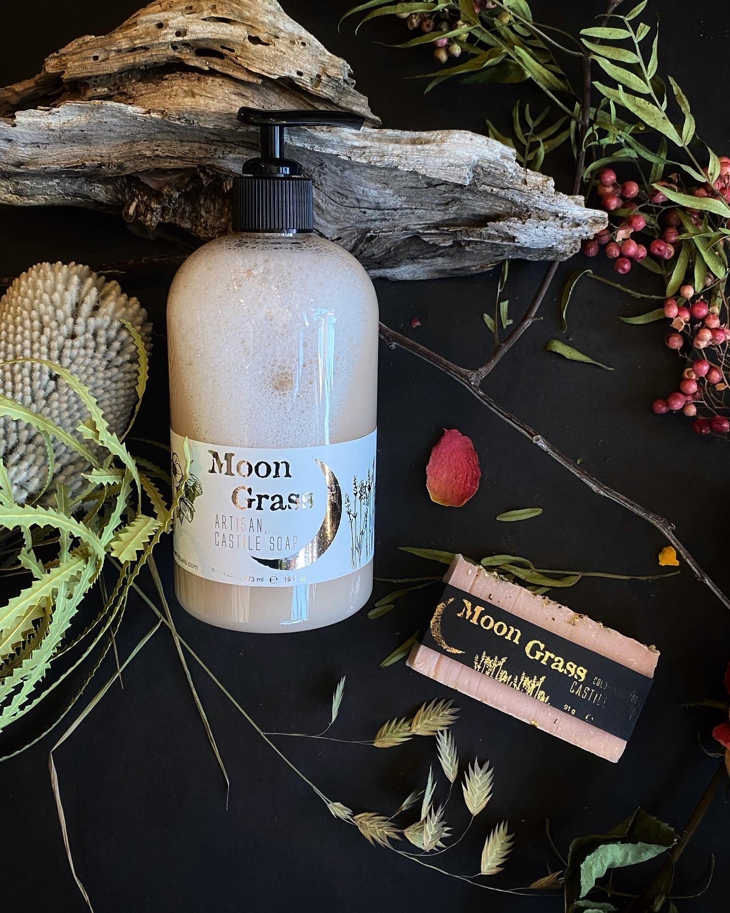 [Moon Gras]s - Handmade Organic Soap