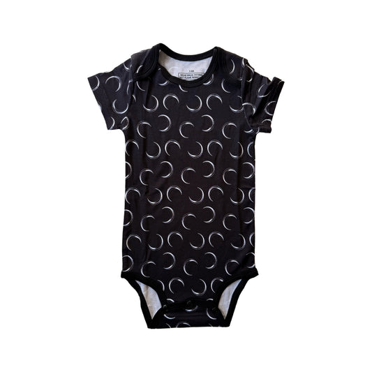 Lune Bebe Onesie (Babies/Toddlers)