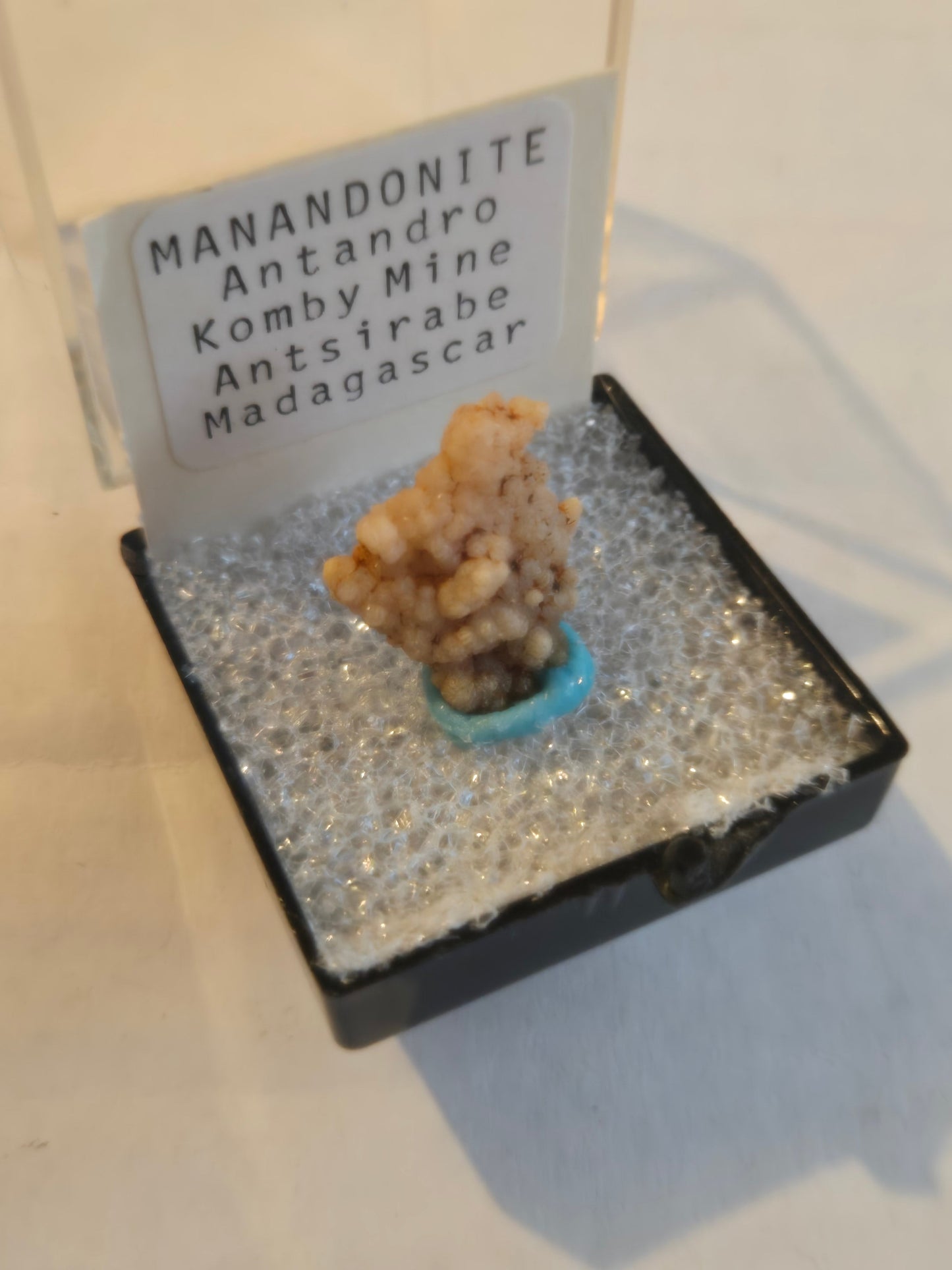 Manandonite specimen