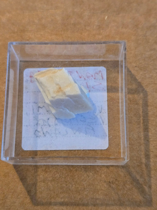Montebrasite