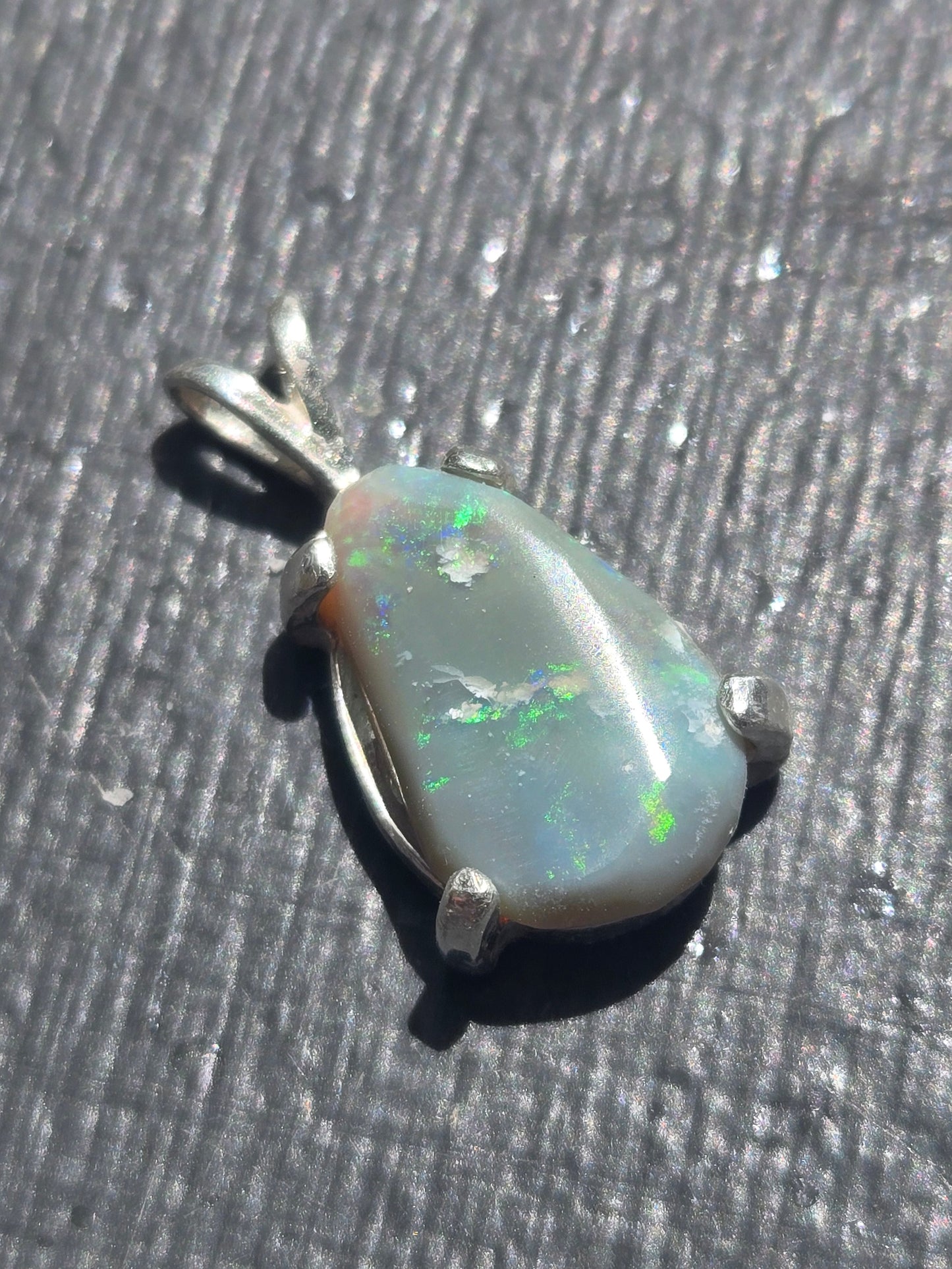Opal pendant