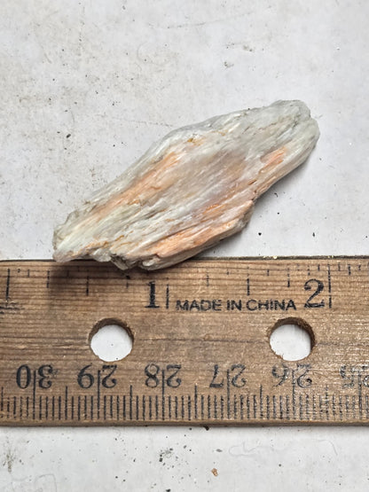Pararealgar on ulexite