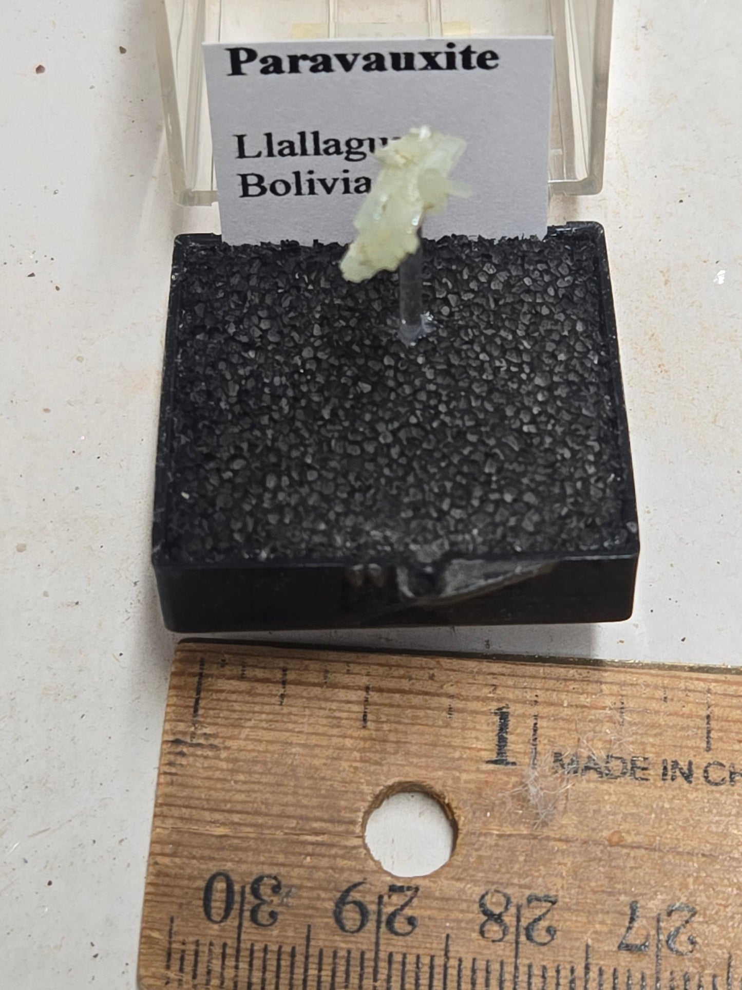 Paravauxite