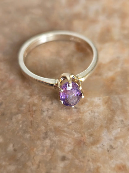 Purple sapphire ring