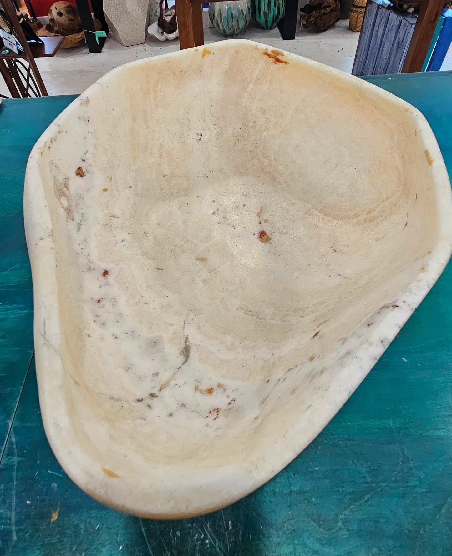 Massive Hand-Carved Onyx Bowl – Natural Stone Centerpiece – 20"