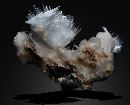 Scolecite Glassy Spray Formation on Stilbite #W04