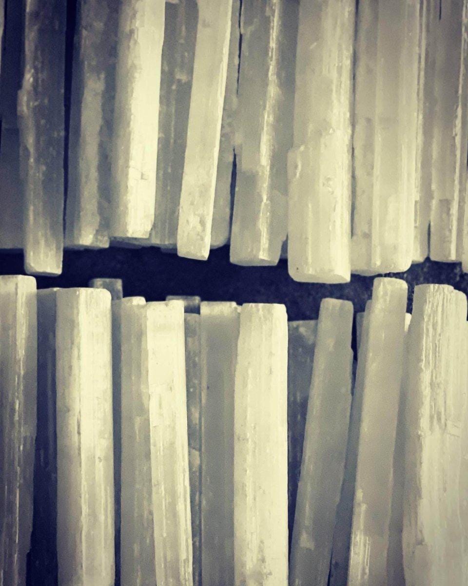 Selenite Crystal Stick: Natural Wand for Meditation & Décor