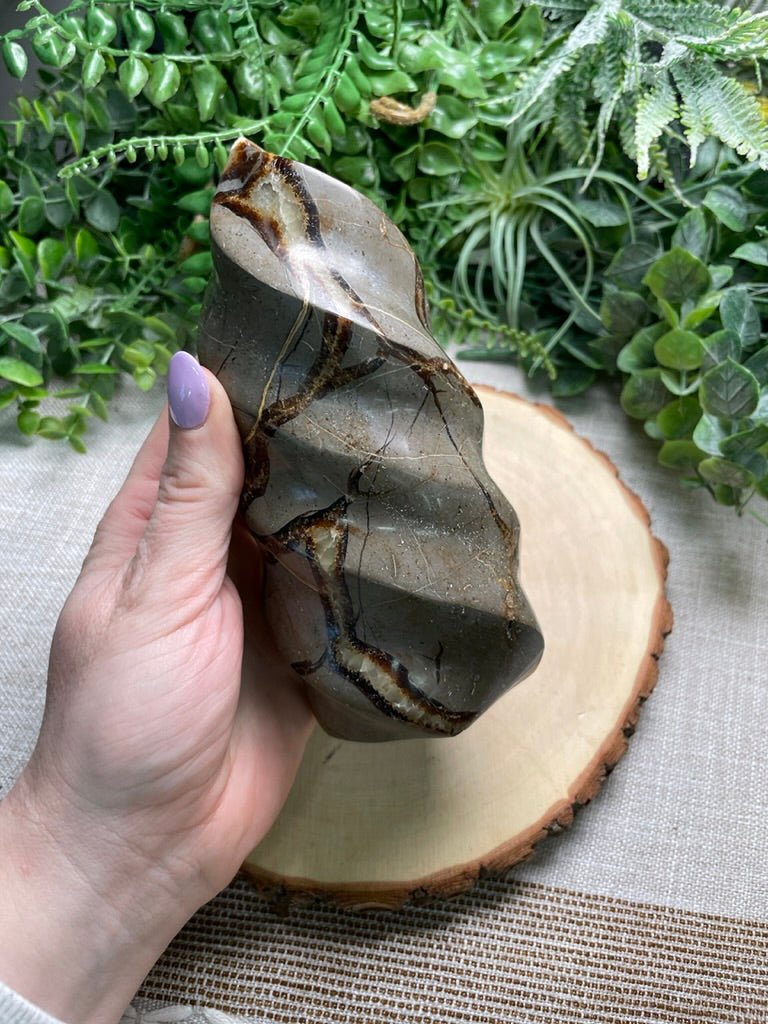 Septarian Flame