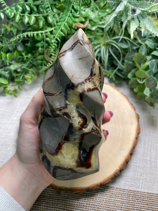 Septarian Flame