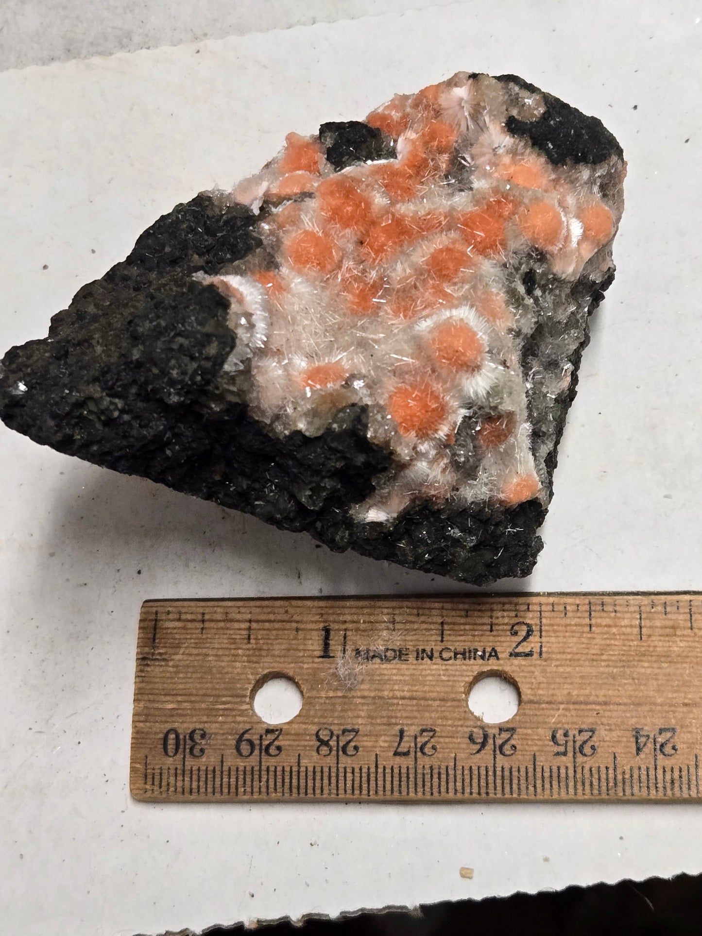 Thomsonite and mesolite