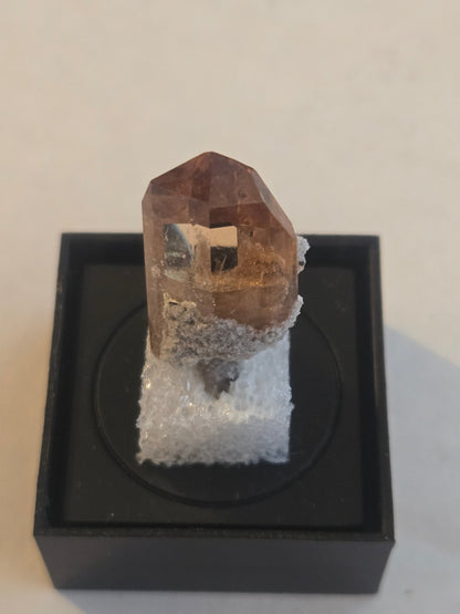 Sherry Topaz Crystal – 1.7 cm Gemmy Specimen from Maynard Claim Utah