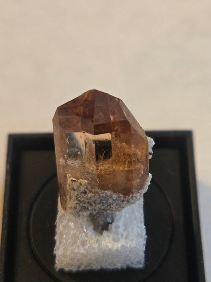 Sherry Topaz Crystal – 1.7 cm Gemmy Specimen from Maynard Claim Utah