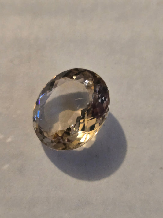 Topaz facet