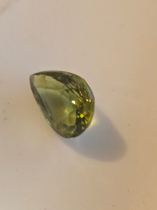 Tourmaline pear facet